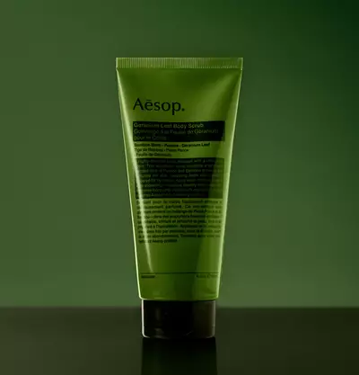 How to apply Geranium Leaf Duet