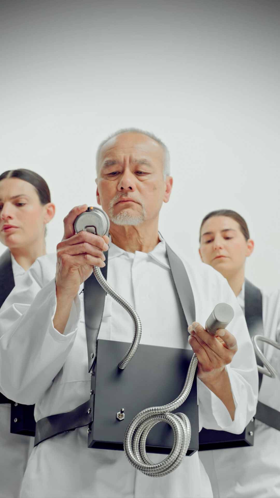 Lucent Facial Refiner