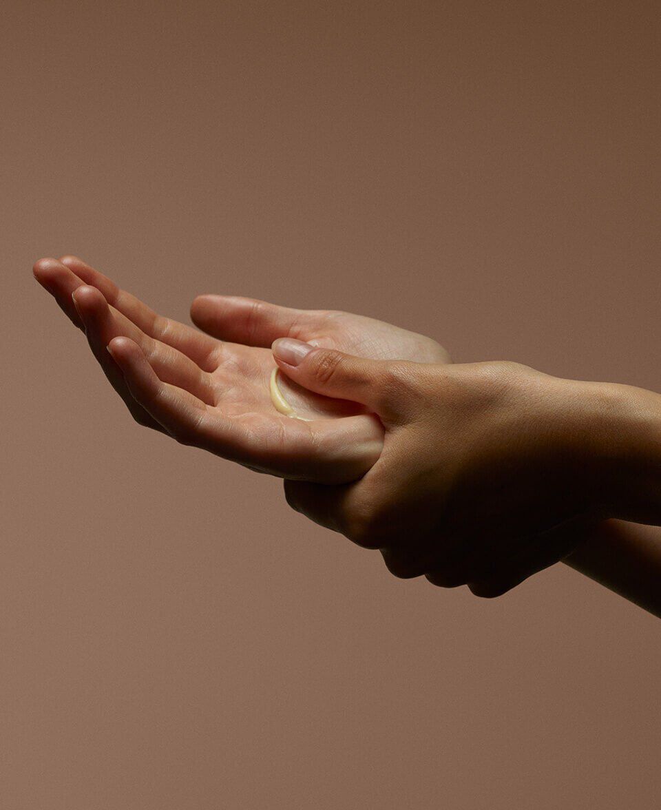 Hands nourished image